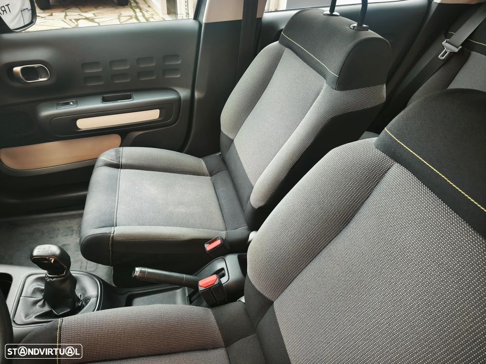 Citroën C3 1.2 PureTech Shine - 20