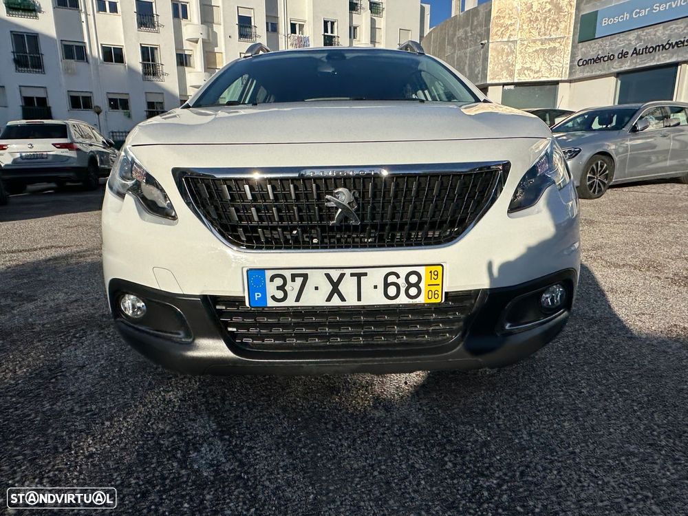 Peugeot 2008 1.2 PureTech Signature - 3