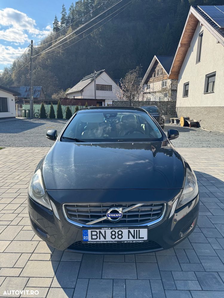 Volvo S60 DRIVe Start-Stop Momentum - 1