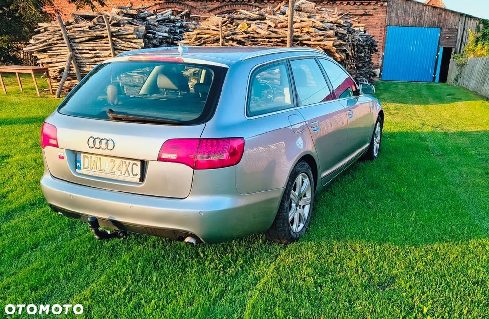 Audi A6 Avant - 4