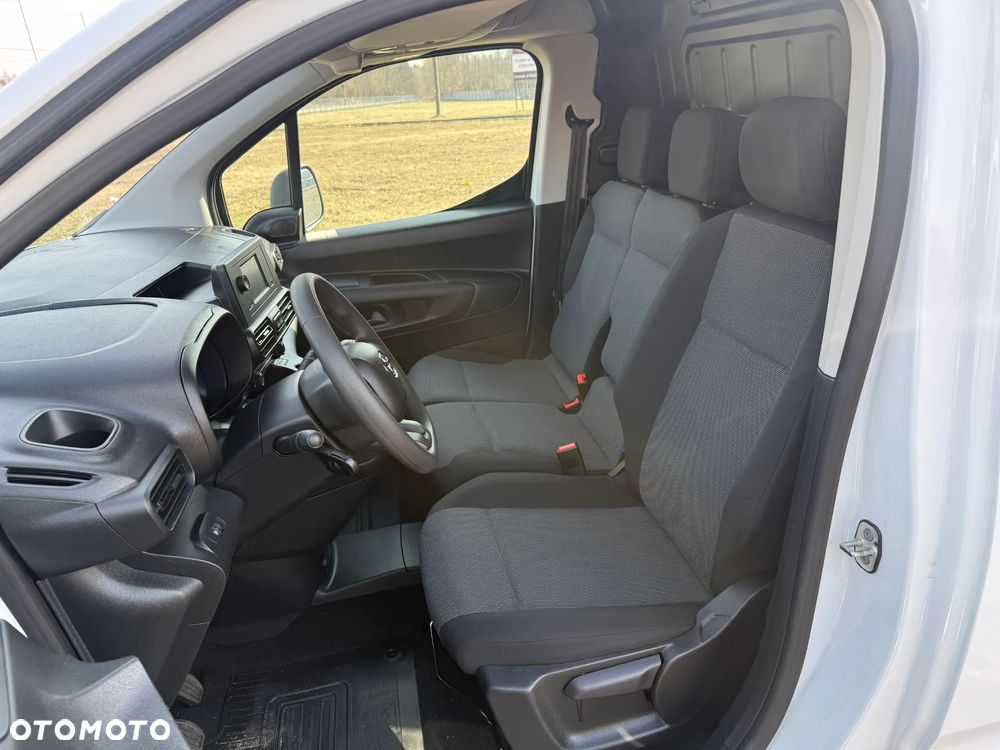 Toyota Proace City - 16
