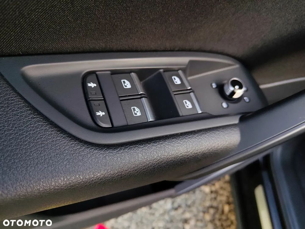 Audi Q5 35 TDI mHEV S tronic - 18