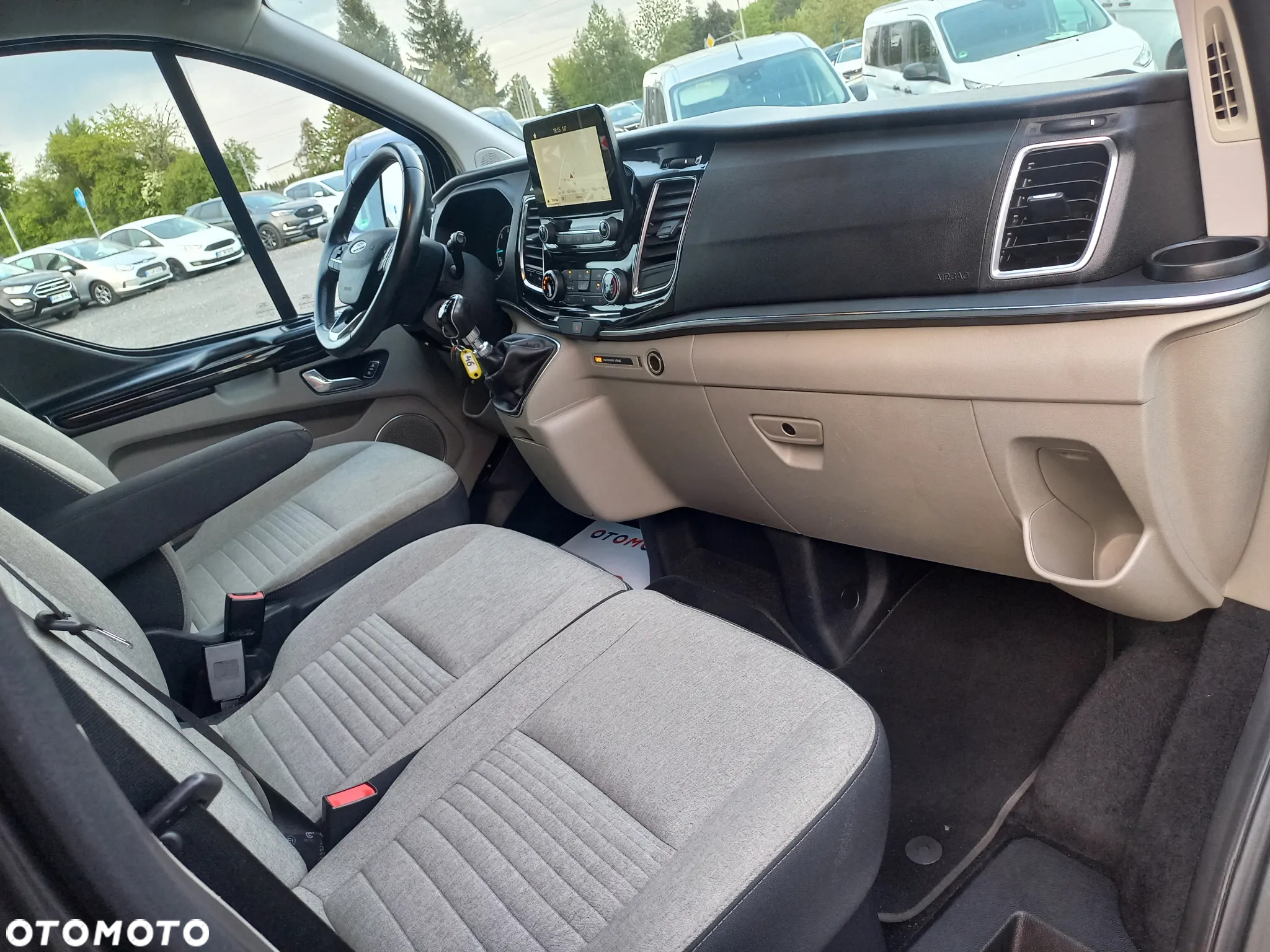 Ford Tourneo Custom 2.0 TDCi L2 Titanium - 27