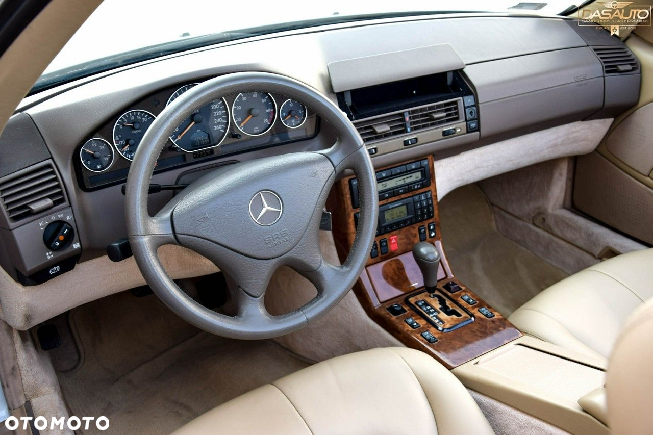 Mercedes-Benz SL - 23