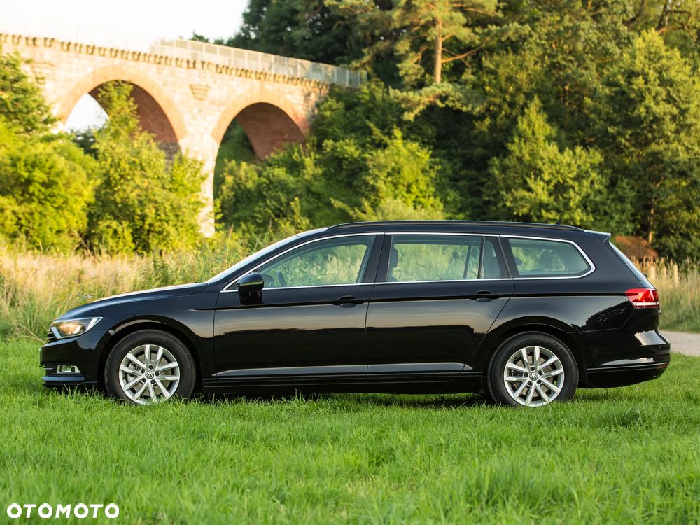Volkswagen Passat 2.0 TDI (BlueMotion Technology) Comfortline - 4