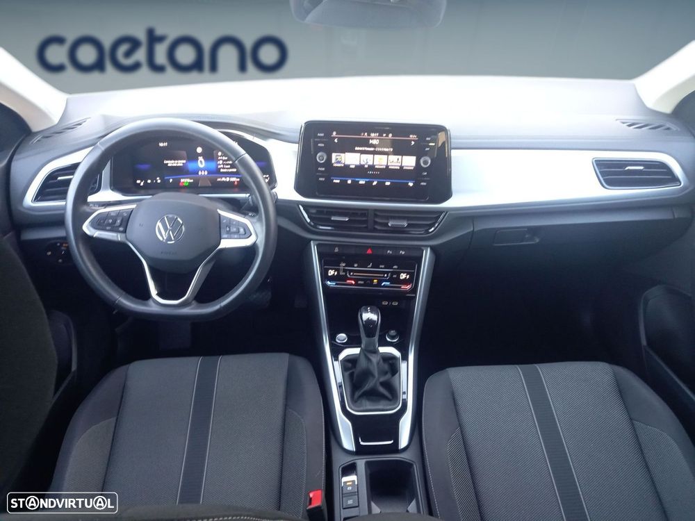 VW T-Roc 1.5 TSI Urban DSG - 2