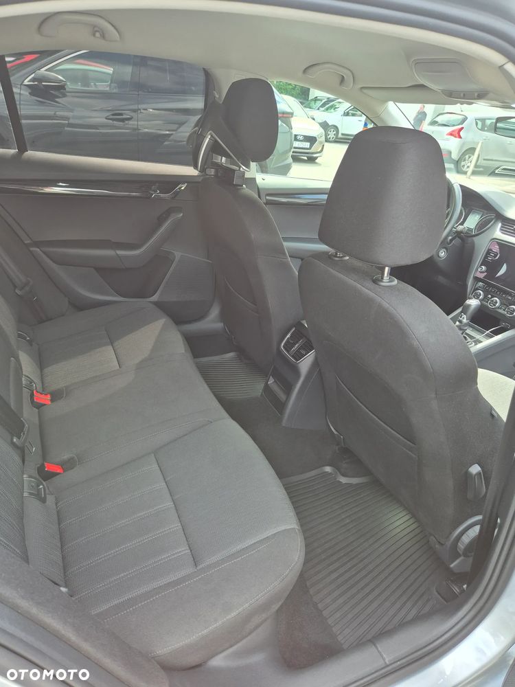 Skoda Octavia 2.0 TSI Style DSG - 10