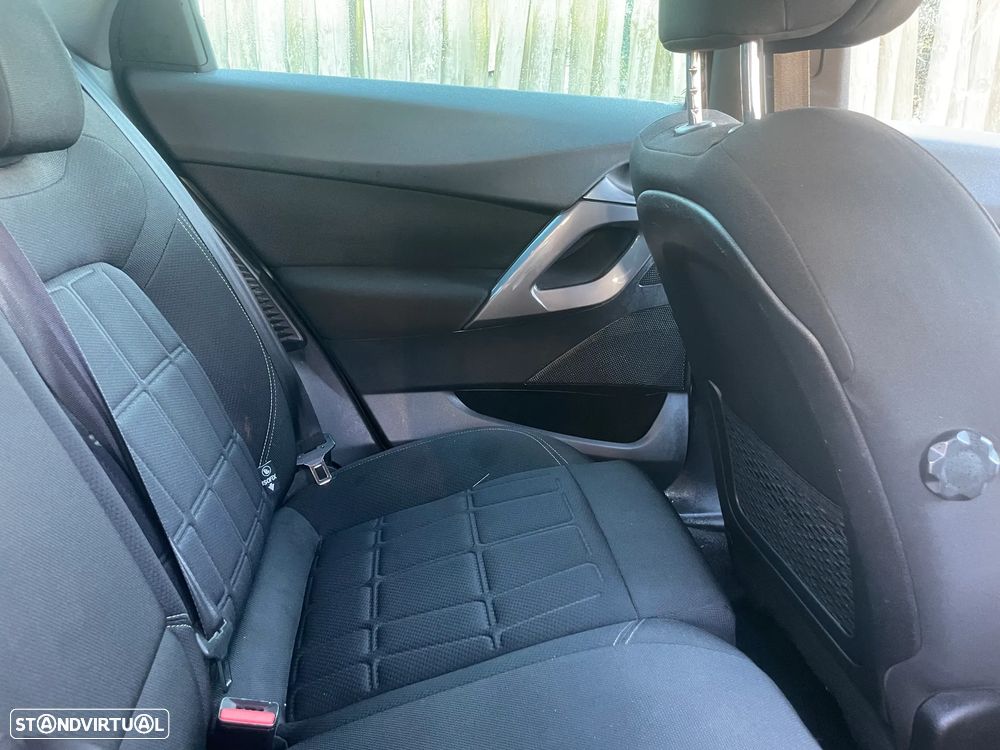 Citroën DS5 2.0 HDi Hybrid4 So Chic CMP6 - 13