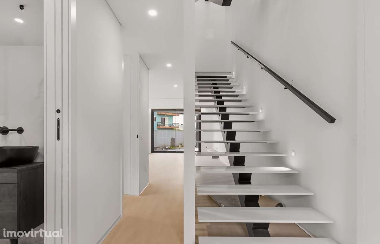 Vila Nova de Gaia: Moderna T5 pronta c/ piscina e vista mar - Grande imagem: 3/21