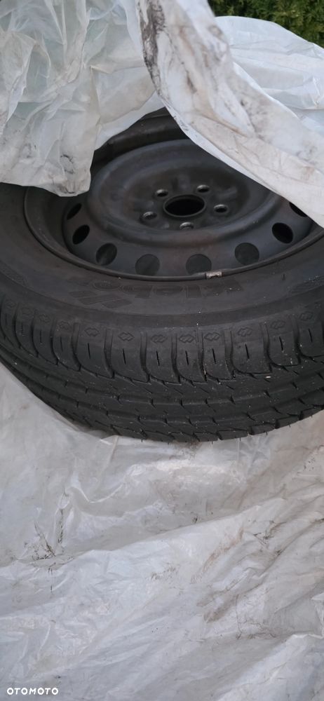 Toyota Avensis 1.6 VVT-i Terra Plus - 25