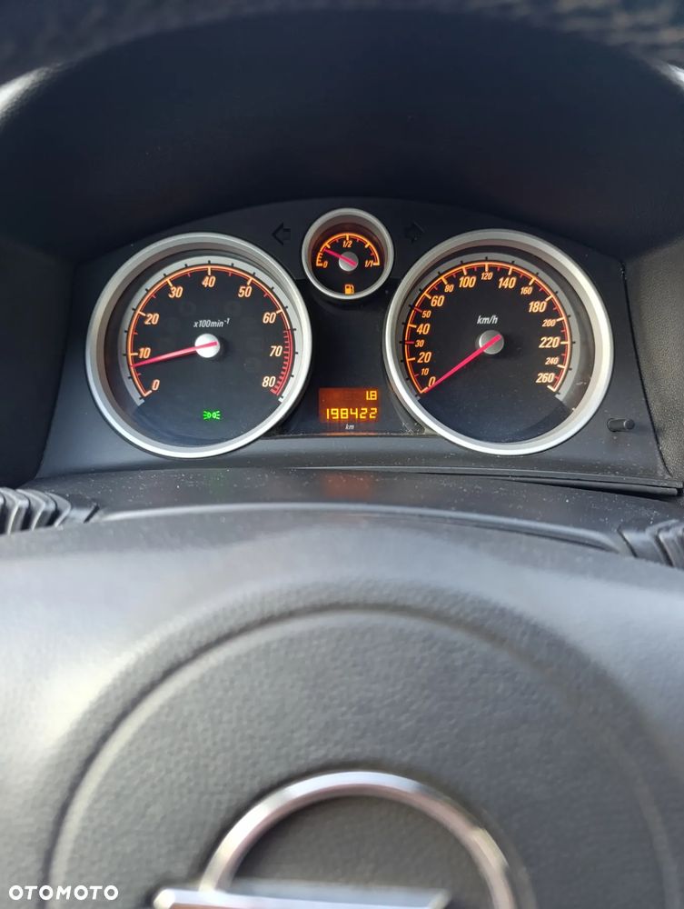 Opel Astra - 11