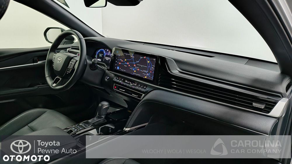 Toyota Camry - 10