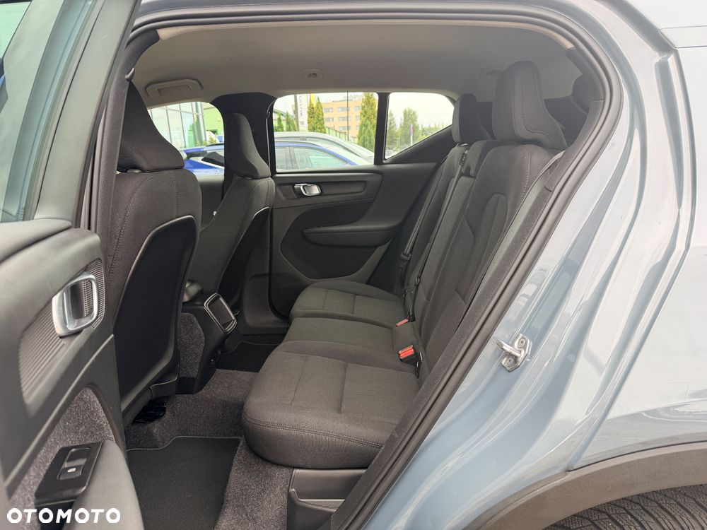 Volvo XC 40 T3 Momentum Core - 13