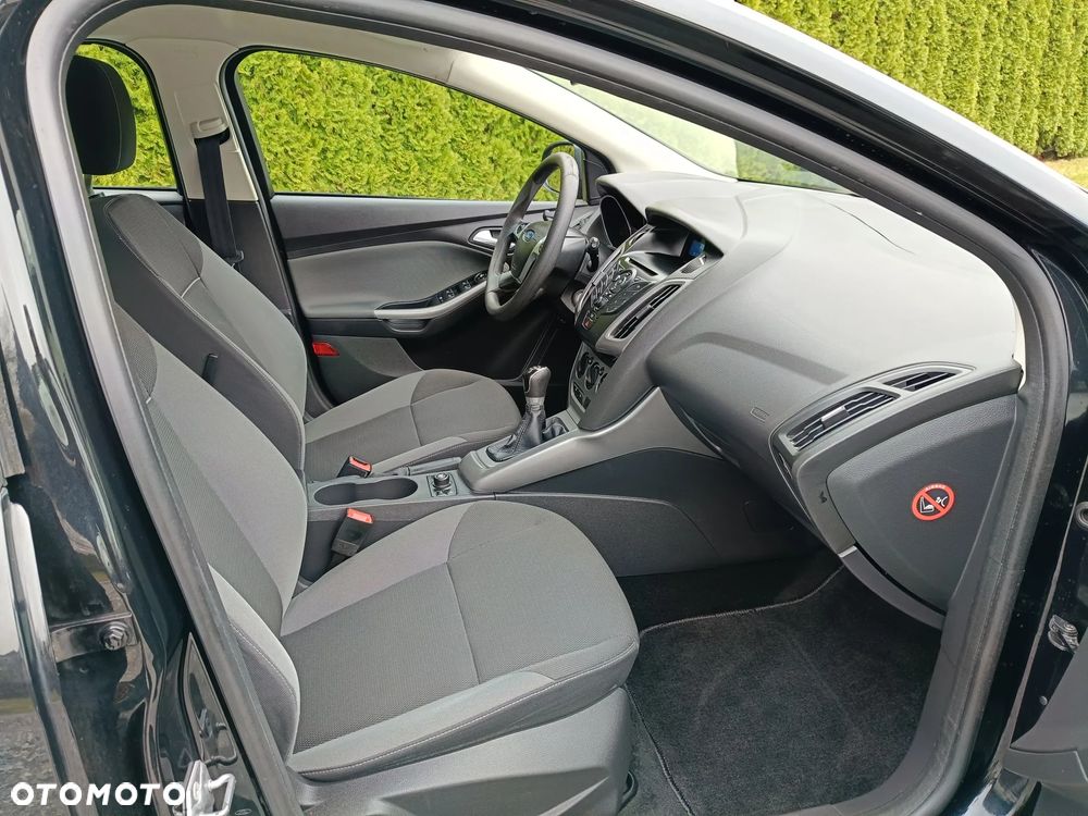 Ford Focus - 22