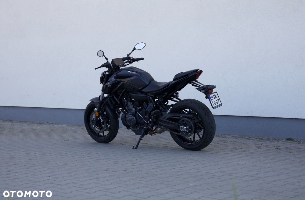 Yamaha MT - 8