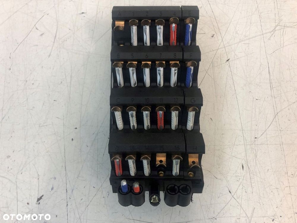 skrzynka bezpieczników mercedes r129 a245 - 1