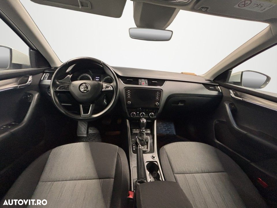 Skoda Octavia - 14