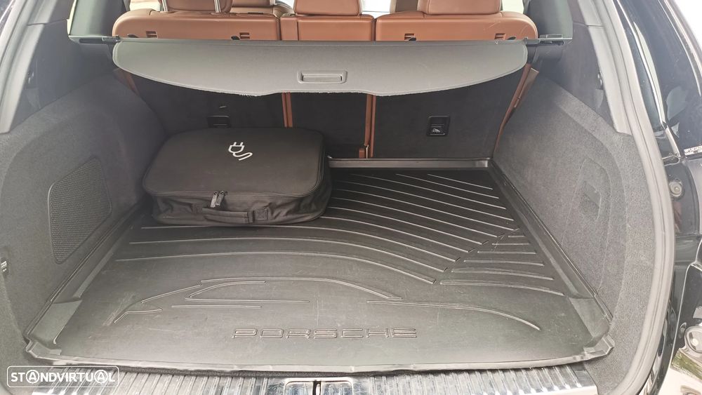 Porsche Cayenne S E-Hybrid - 18