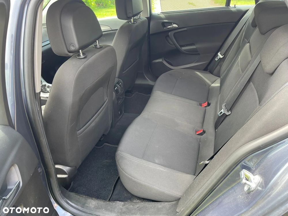 Opel Insignia 1.8 Sport - 13