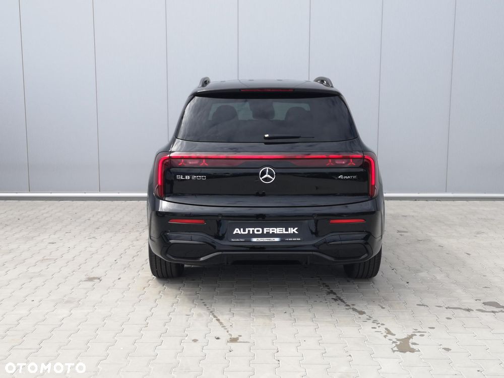 Mercedes-Benz GLB 200 mHEV 4-Matic 8G-eDCT - 10
