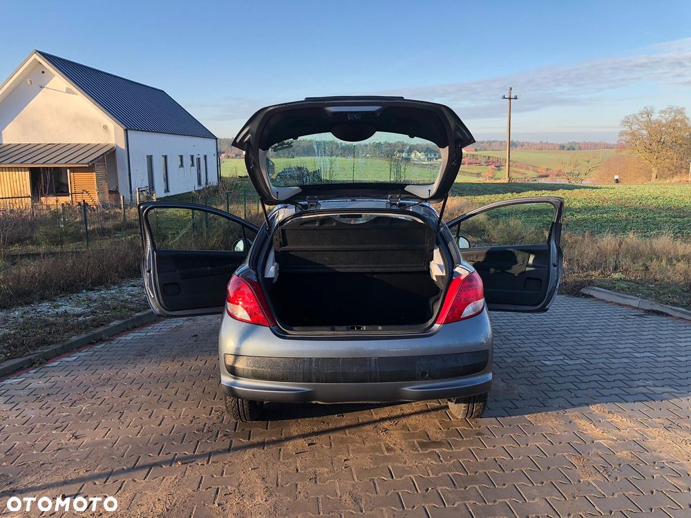 Peugeot 207 1.4 - 26