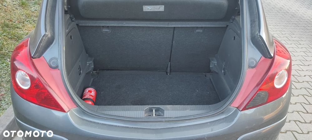 Opel Corsa - 12