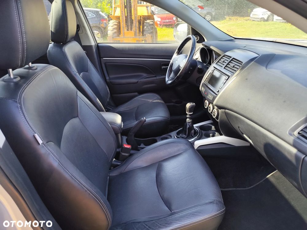 Mitsubishi ASX 1.8 DI-D 2WD Instyle - 12