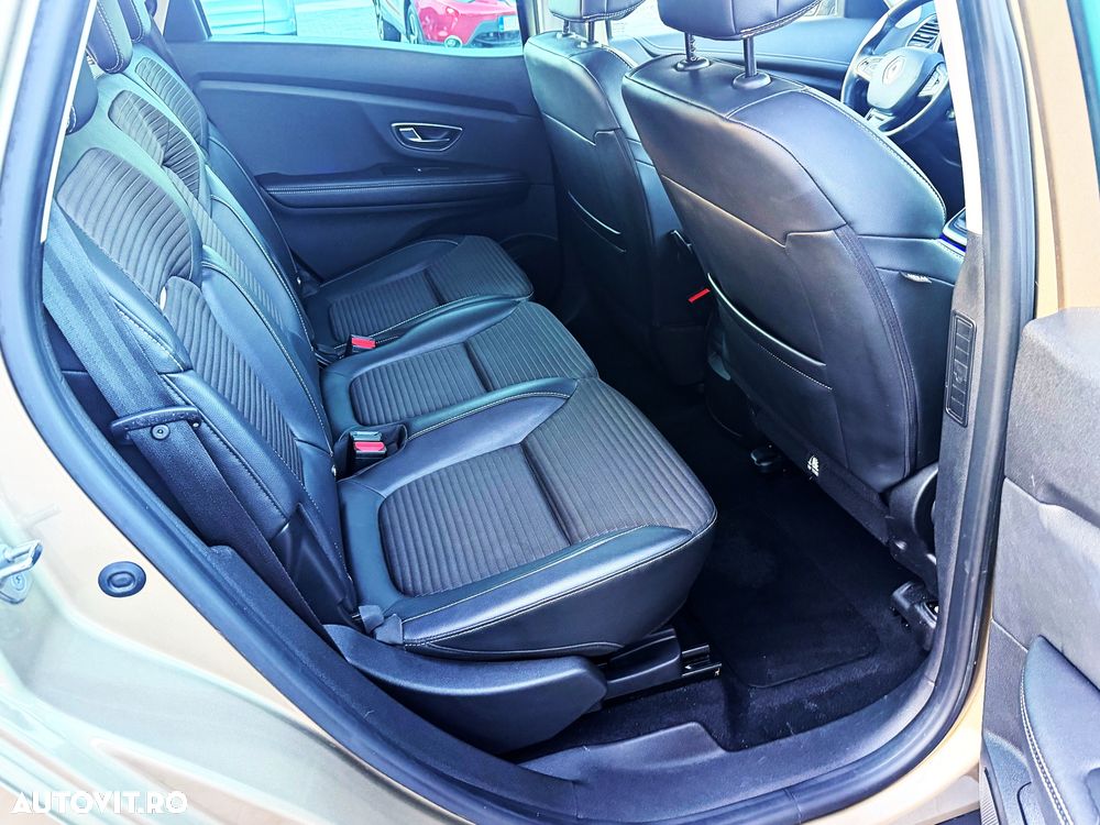 Renault Scenic BLUE dCi 120 BUSINESS EDITION - 16