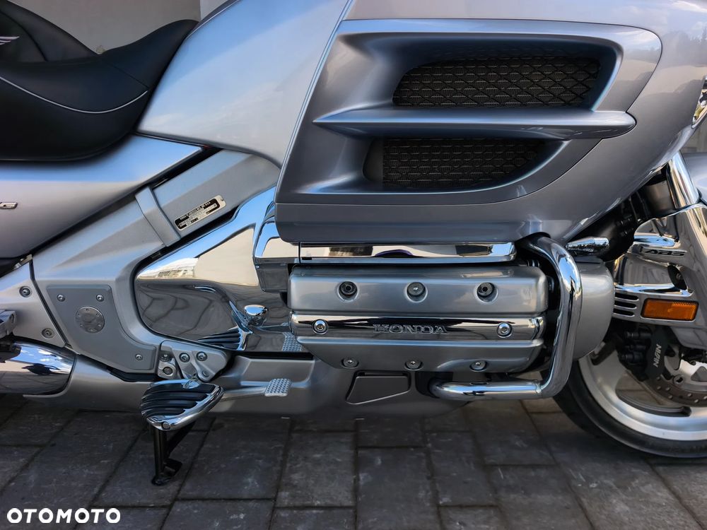 Honda GL - 5