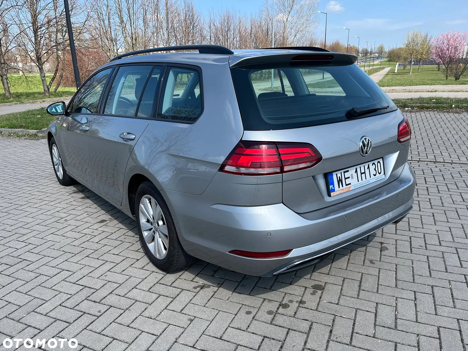 Volkswagen Golf VII 1.6 TDI BMT Comfortline - 4
