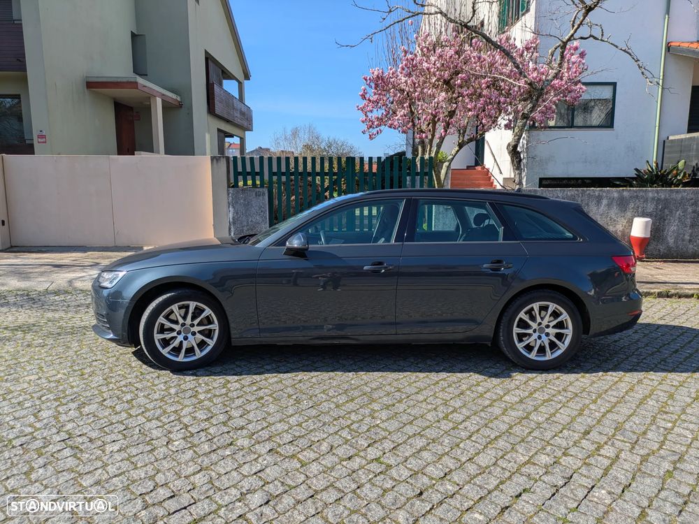 Audi A4 Avant 2.0 TDI S tronic - 1