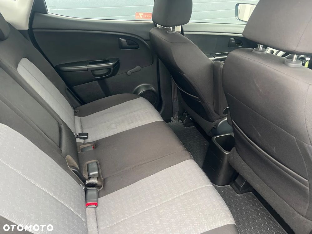 Kia Venga 1.6 L - 17