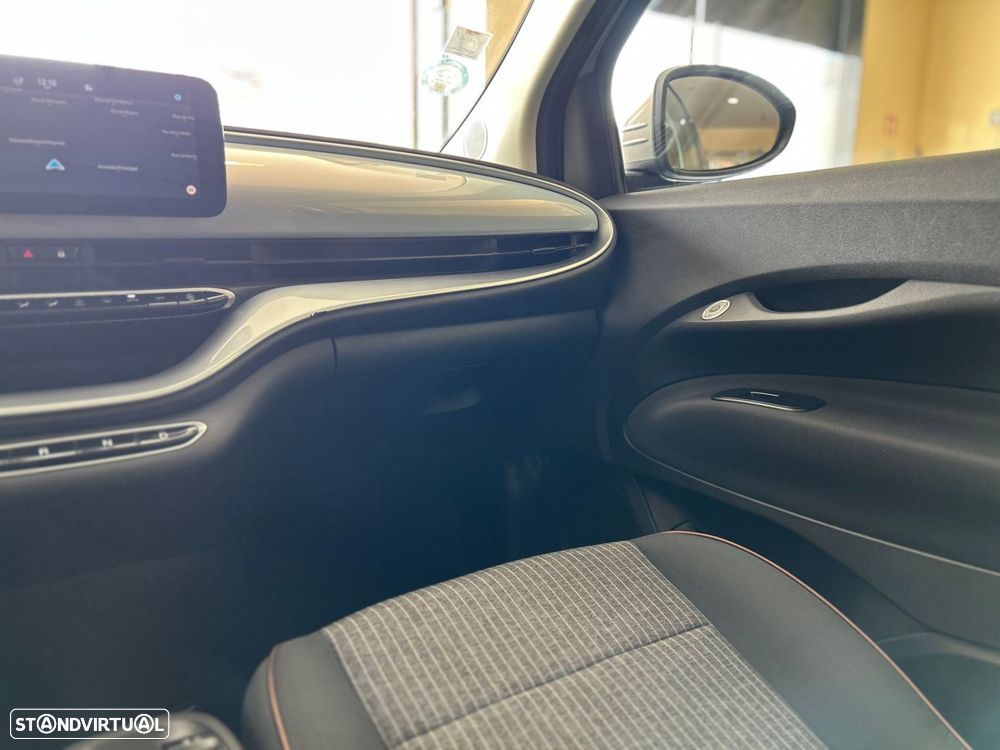 Fiat 500e - 12