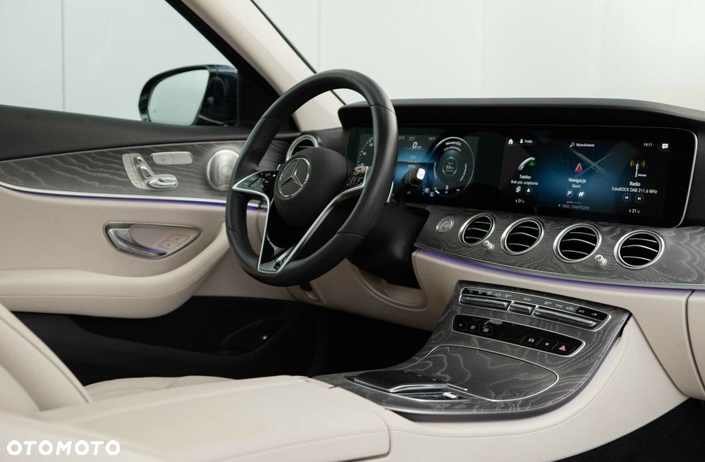 Mercedes-Benz Klasa E - 26