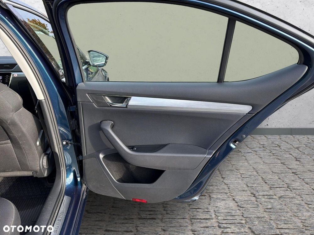 Skoda Superb 1.5 TSI Ambition - 34