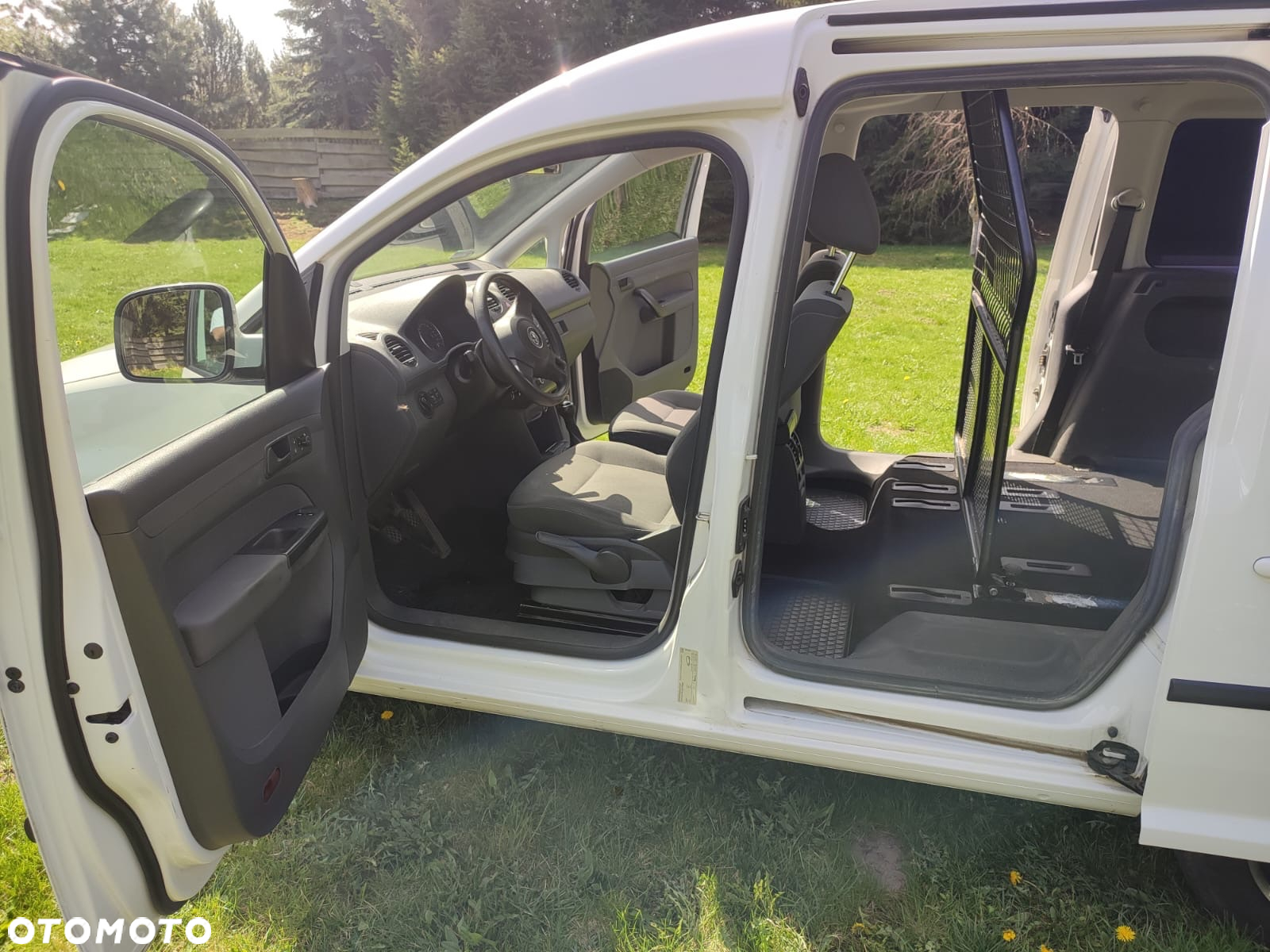 Volkswagen Caddy - 10
