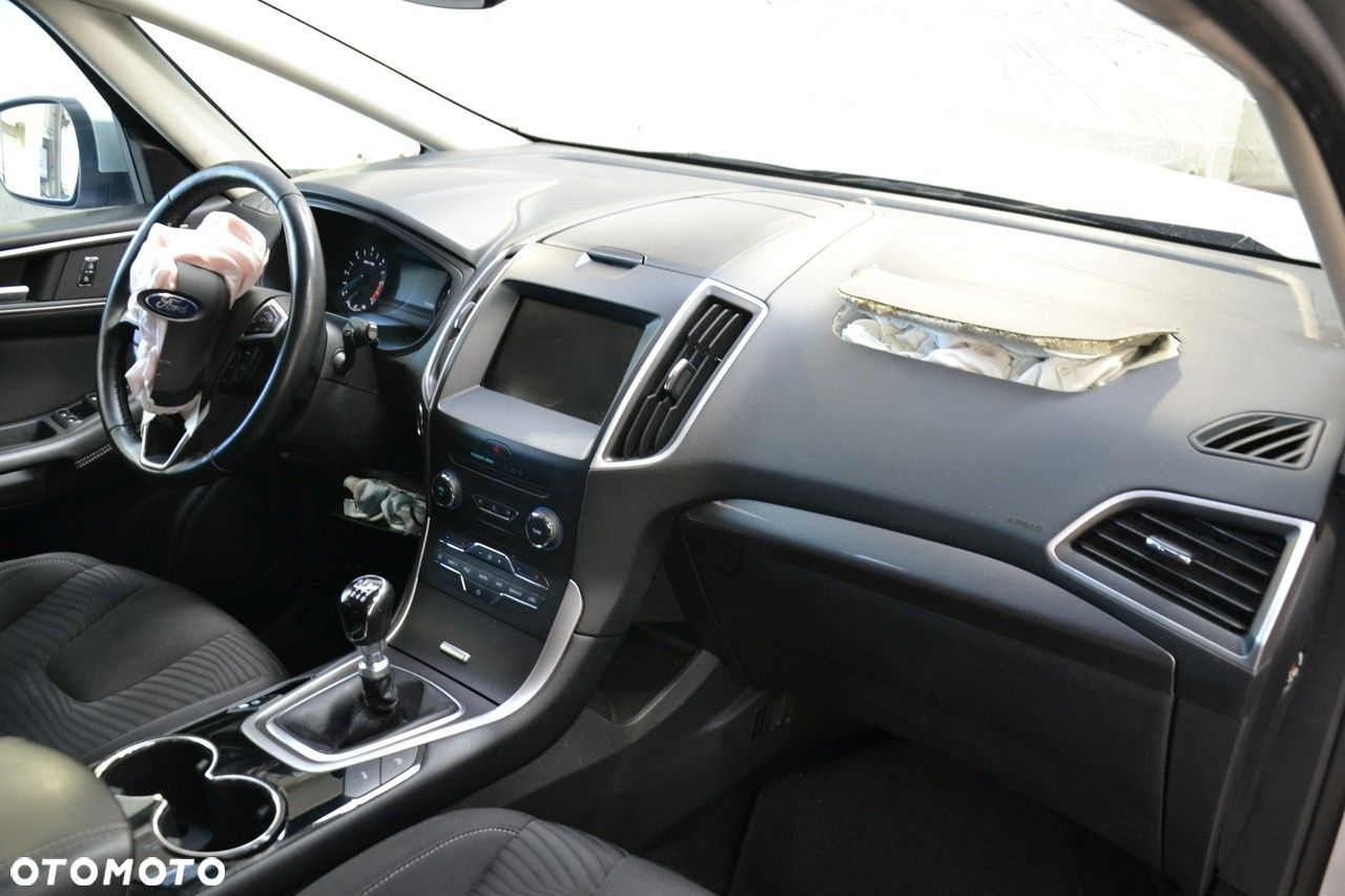 Ford S-Max - 25