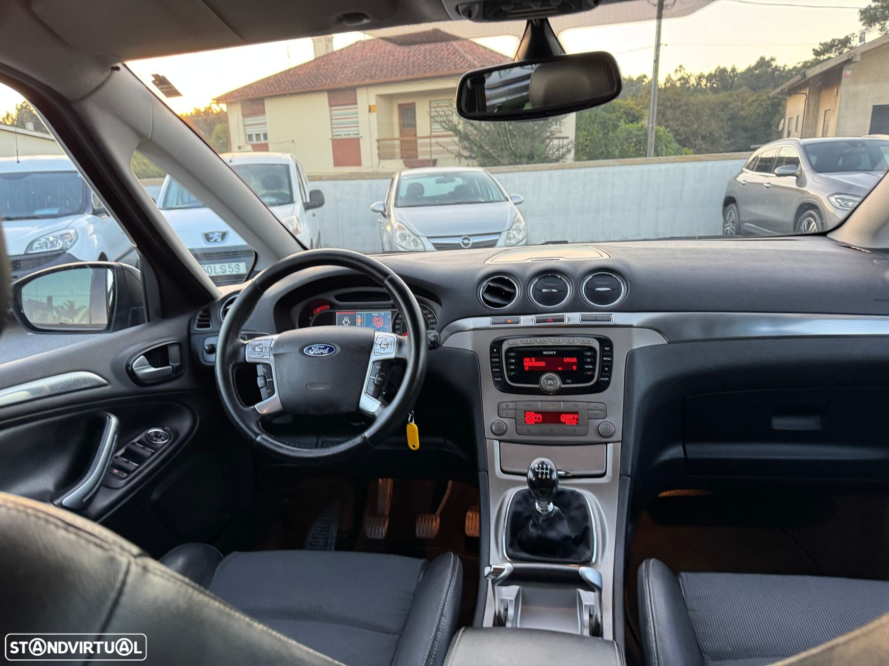Ford S-Max 1.8 TDCi Titanium 7L - 25