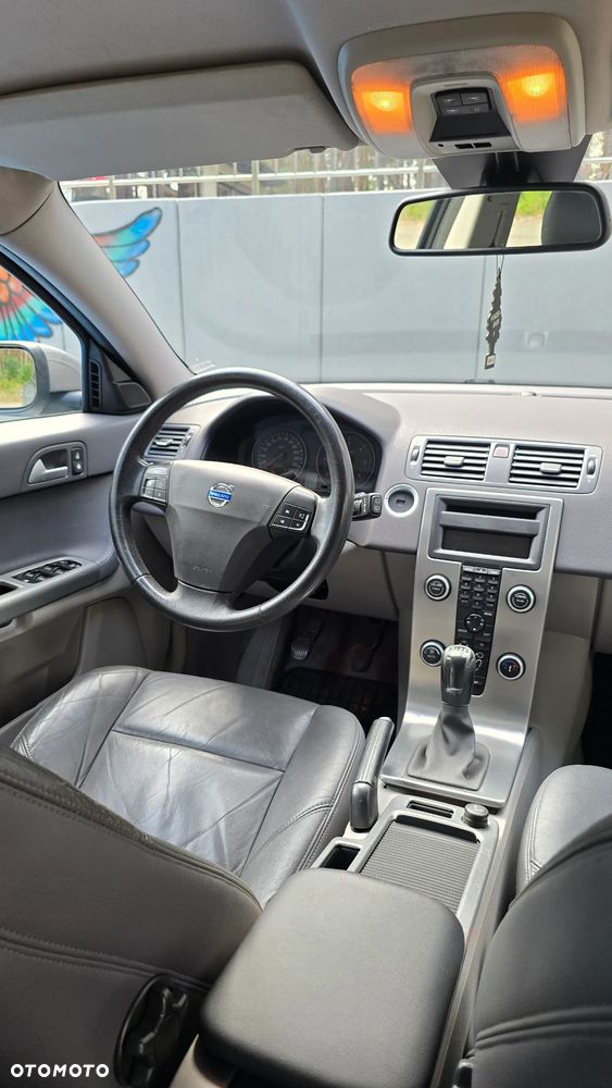 Volvo V50 2.0D DPF Momentum - 13
