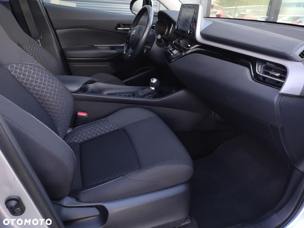 Toyota C-HR - 19