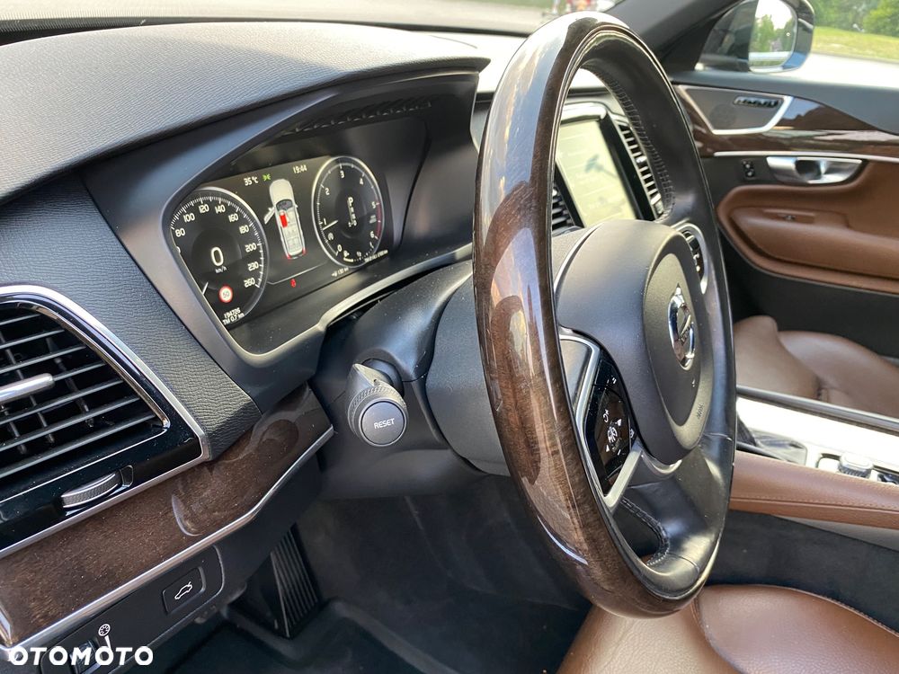 Volvo XC 90 - 14