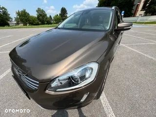 Volvo XC 60 D4 AWD Summum - 4