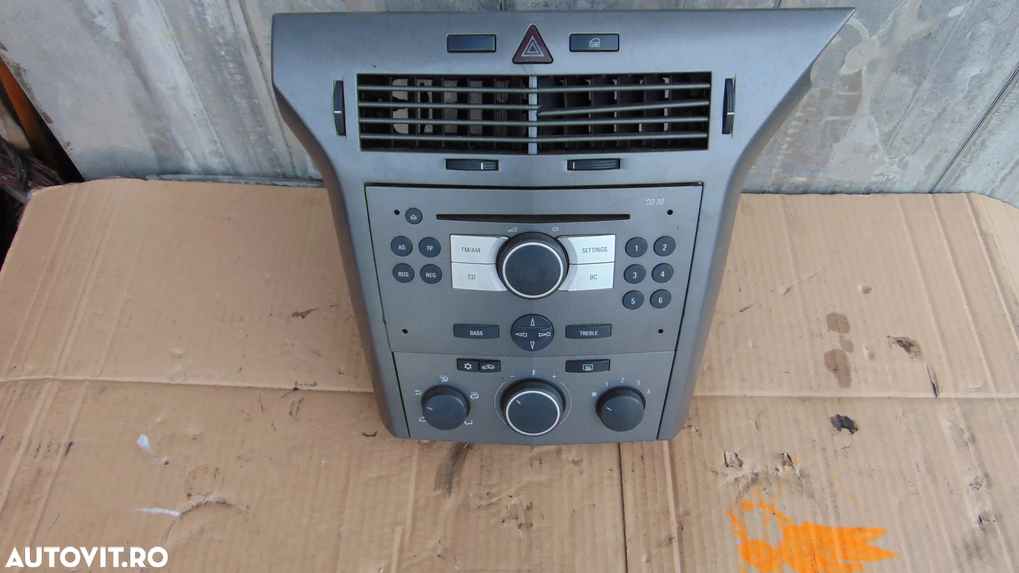 Radio cd, consola bord,panou clima aer opel astra h an 2006 - 7