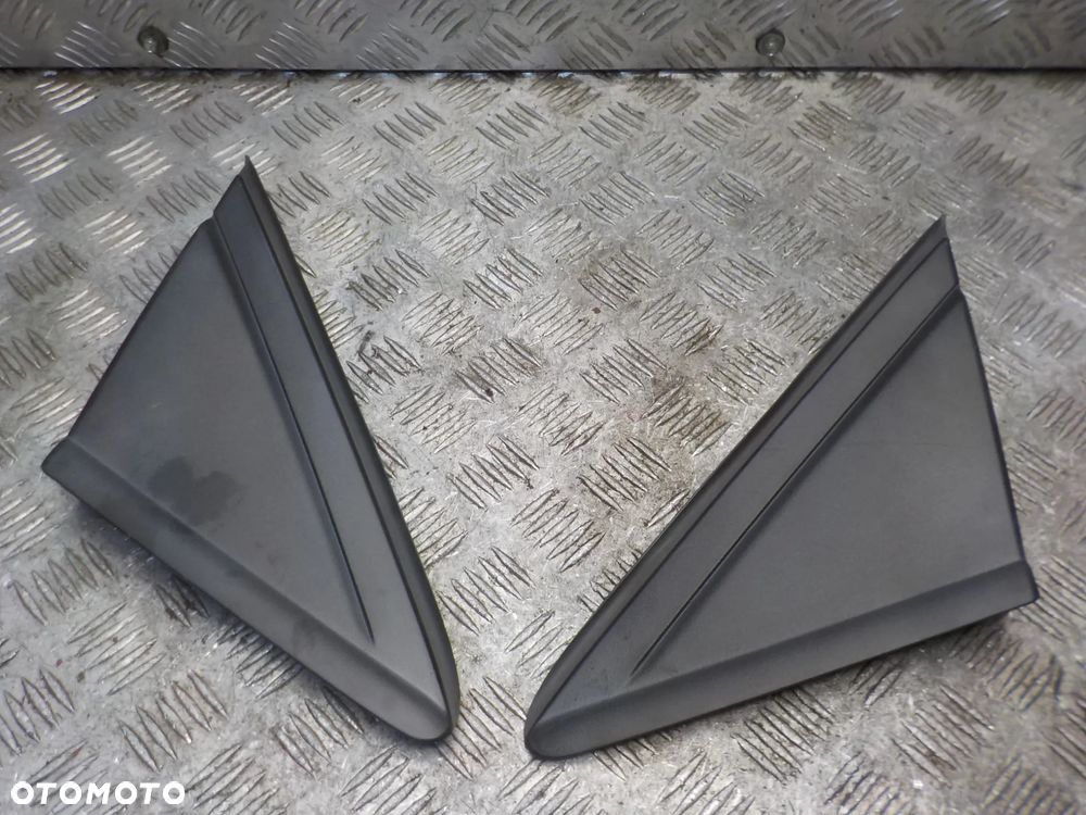 FORD KUGA MK2 LIFT TRÓJKĄT ZAŚLEBKA BŁOTNIKA PRAWA LUB LEWA CJ54-S16004-ADW CJ54-S16003-ADW