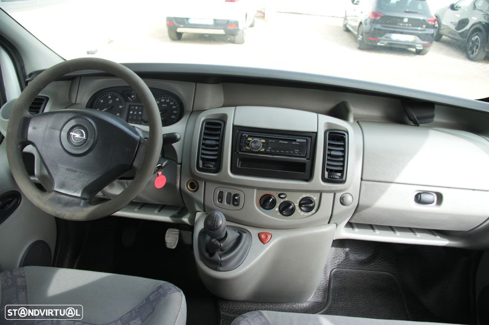 Opel VIVARO - 13