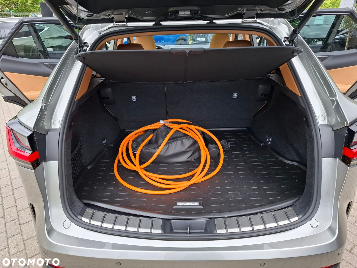 Lexus NX - 28