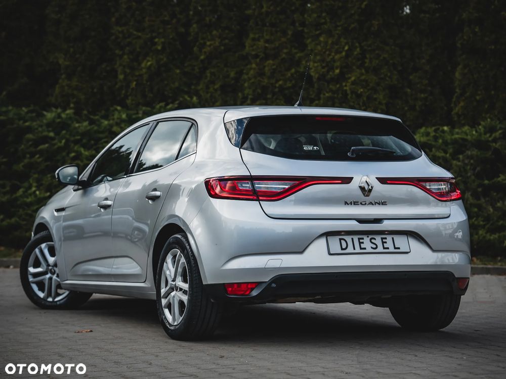 Renault Megane 1.5 Blue dCi Limited - 15