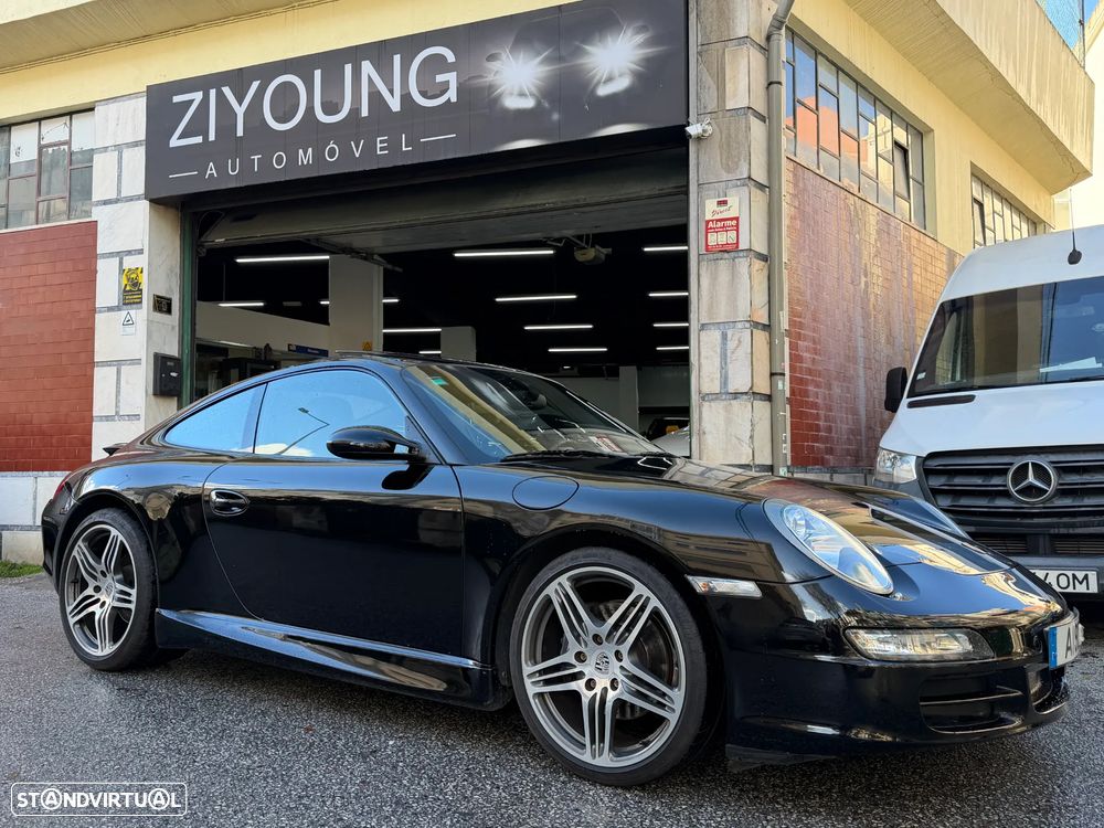 Porsche 911 (997) Carrera - 1