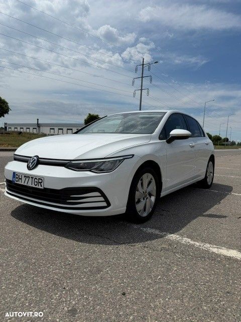 Volkswagen Golf 1.0 eTSI DSG MHEV Life - 1