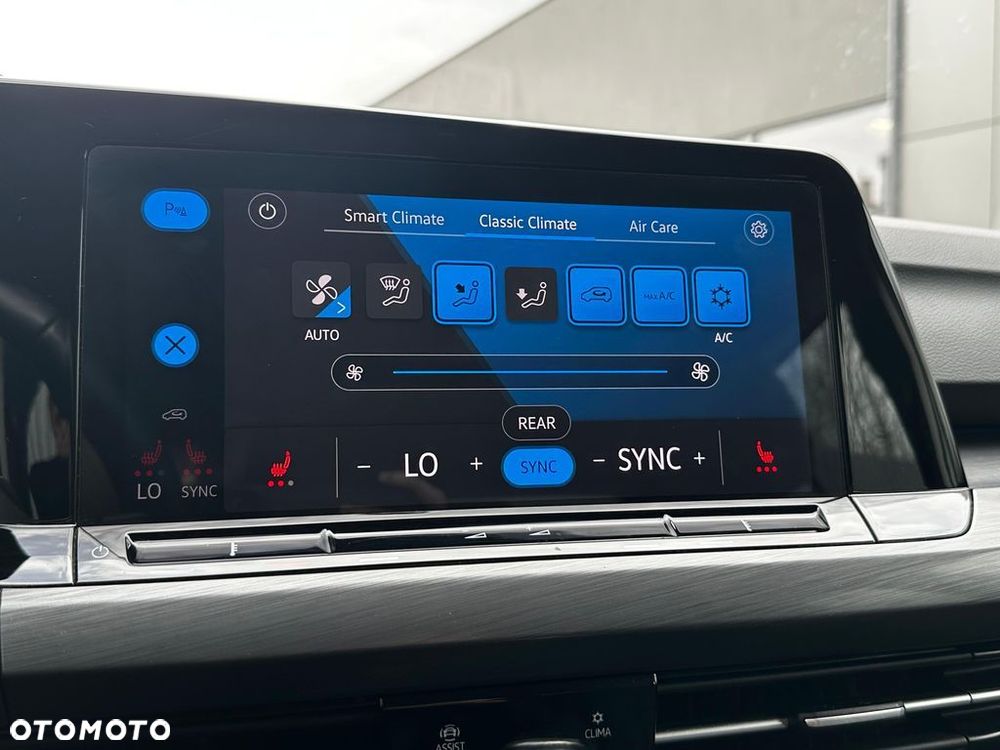 Volkswagen Golf 1.5 TSI EVO Style - 19